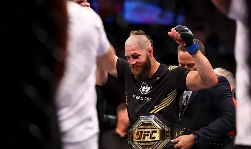 Прохазка предложил UFC вернуть бои без ограничений по времени