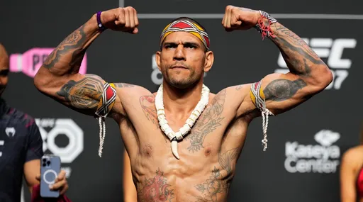 Уайт заявил, что Перейра сместит Махачева с первой строчки рейтинга P4P, если победит Анкалаева