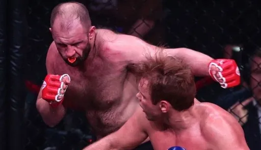 Дацик оценил дебют Ивана Емельяненко в ММА