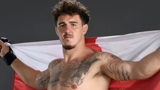 Аспиналл занял четвертую строчку в обновленном рейтинге UFC среди тяжеловесов