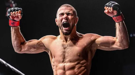 Мокаев: стану чемпионом UFC, открою свой зал и заберу британских детей с улиц