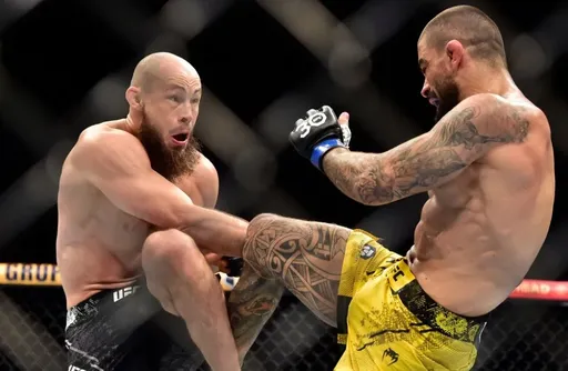 Фахретдинов не получил бонус по итогам турнира UFC Fight Night 231 в Бразилии