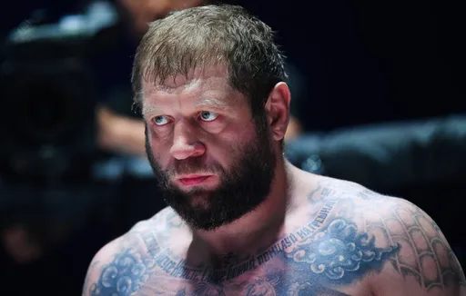 Стал известен соперник Александра Емельяненко по бою на турнире NFL 2