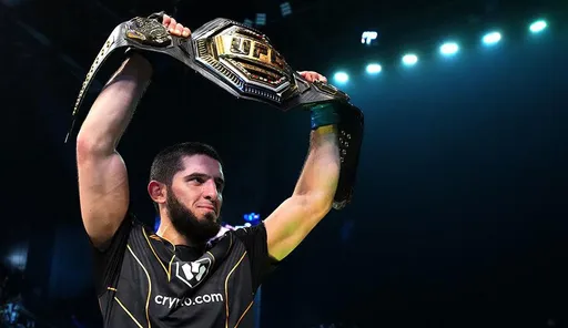 Махачев: есть предложение от UFC, над которым нам надо с командой сесть и подумать