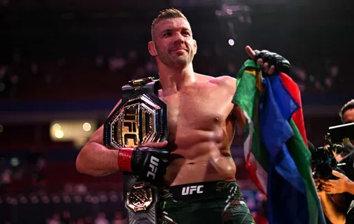 Чемпион UFC Дю Плесси отреагировал на угрозы Чимаева