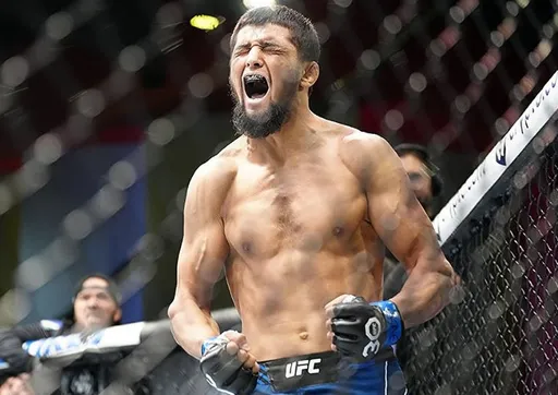 Узбекский боец UFC Рузибоев рассказал, как выиграл автомобиль благодаря победе над Резниковым