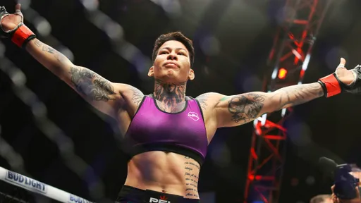 Двукратная чемпионка PFL Пачеко уволена из лиги
