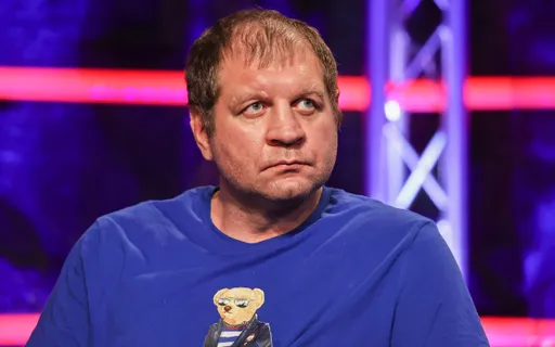 Менеджер Александра Емельяненко отреагировал на критику в свой адрес за работу с бойцом