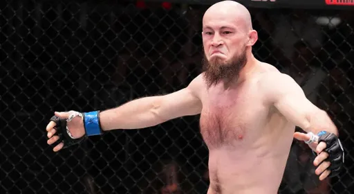 Боец UFC Фахретдинов потерпел поражение на турнире в Дубае