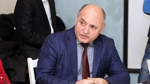 Комментатор Рабаданов: бои двое на двое – это будущее