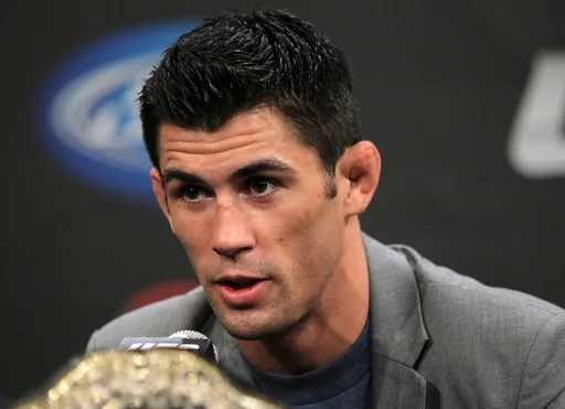 Бывший чемпион UFC Круз: Двалишвили знает, что О'Мэлли может его нокаутировать