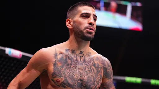 Менеджер Махачева – о возможном переходе Топурии в полусредний вес: ерунда