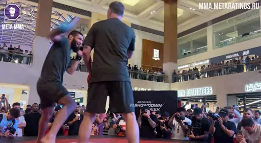 Чимаев и Усман провели открытую тренировку перед претендентским боем на UFC 294 в Абу-Даби