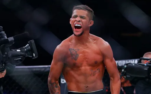Чемпион Bellator Микс: я лучший боец легчайшего веса в мире