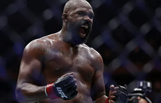 Бывший чемпион UFC Джонс озвучил условия возвращения в октагон