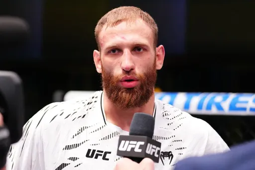 Во сколько начало боя Андрей Пуляев – Атеба Готье на турнире UFC 324