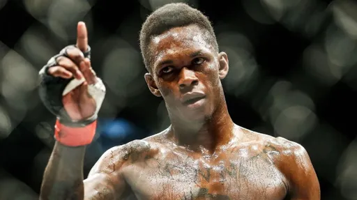 Рокхолд назвал единственного бойца, способного победить чемпиона UFC Адесанью