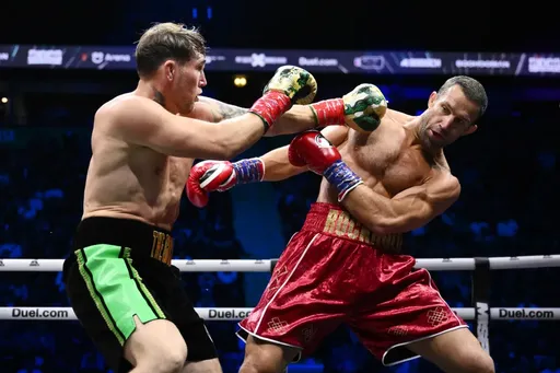 Появилось видео победы Тилла нокаутом в бою с Рокхолдом на турнире Misfits Boxing 22