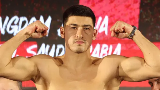 В команде Бивола отреагировали на ситуацию с поясом WBO перед боем с Айфертом