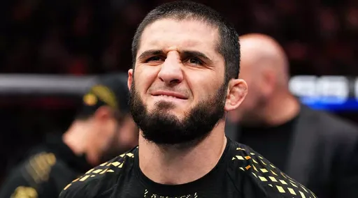 Чемпион UFC Махачев инвестирует в другой вид спорта: все хотят играть