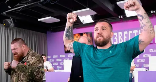 Тернер победил Дацика в главном бою турнира «Бойцовский клуб РЕН ТВ»
