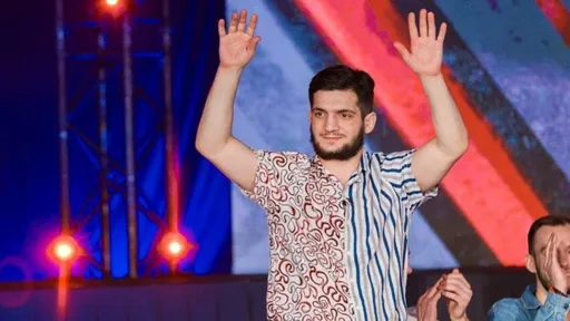 Боец поп-MMA Зайналов сломал ноги и таз в результате падения с 10-го этажа