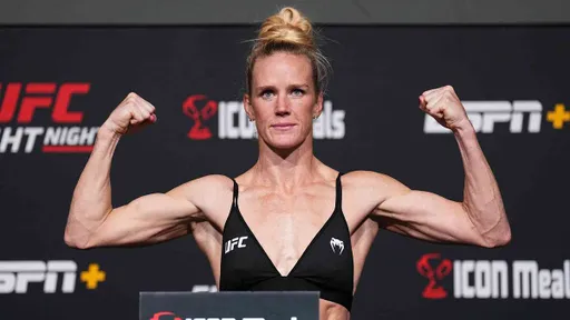 Экс-чемпионка UFC Холм: кто знает, может Нуньес еще вернется