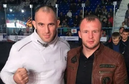 Олейник: желаю Шлеменко провести еще 50 боев