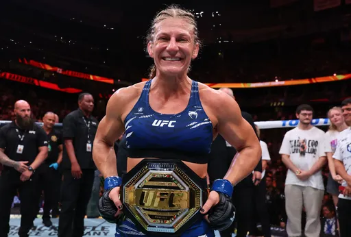 Чемпионка UFC Харрисон вернулась к тренировкам после операции на шее