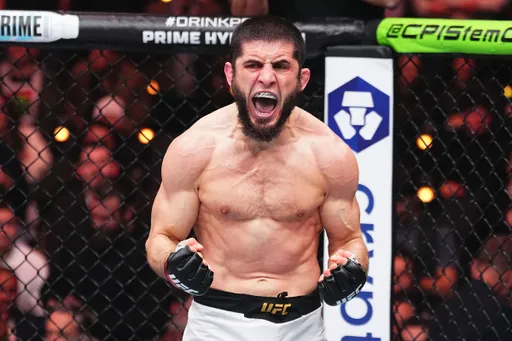Абдель-Азиз: Махачев – самый доминирующий боец UFC на данный момент