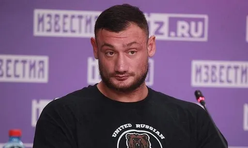 Гаджи Автомат – Иван «Огнеборец» Смирнов: это кулачка, значит, мисс-матч. Прогноз и ставки на бой 8 ноября