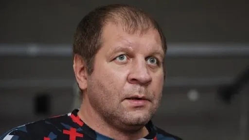 Александр Емельяненко показал свой бой на RCC, обработанный нейросетью