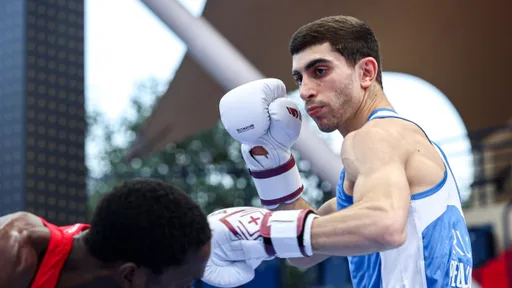 Россиянин Пегливанян стал бронзовым призером чемпионата мира по боксу в Дубае