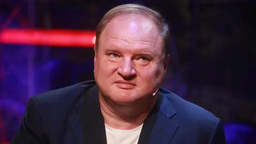 Хрюнов объяснил, почему бой Дзюбы и Смолова невозможен