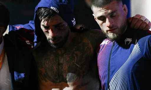 Оливейра поддержал Топурию после потери чемпионского титула