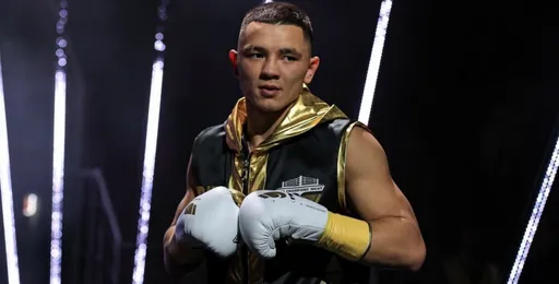 Россиянин Сосулин нокаутировал аргентинца Бастиду и стал чемпионом WBA Gold в первом среднем весе