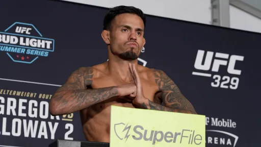 Ройвал бросил вызов Алмабаеву после UFC 329. Асу отреагировал