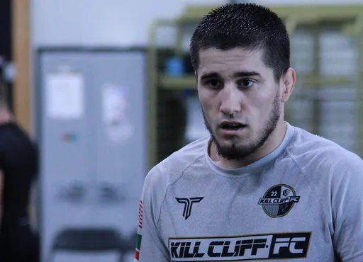 Новичок UFC Сусуркаев: в США работал в доставке под чужими аккаунтами