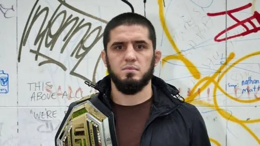 Махачев: мне нравится пояс UFC, я не собираюсь его кому-то отдавать