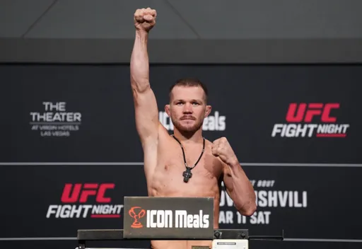 Боец Bellator Магомедов: Умар Нурмагомедов очень неудобный соперник для Петра Яна