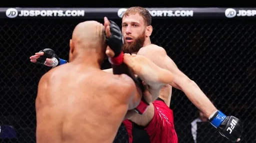 Появилось видео нокаута Пуляева в бою с Клейном в рамках турнира UFC Vegas 108