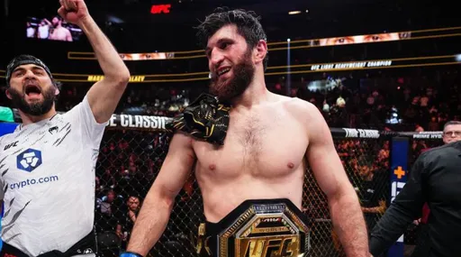 Менеджер Анкалаева: Магомед проведет защиту титула UFC в конце лета или в октябре в Абу-Даби