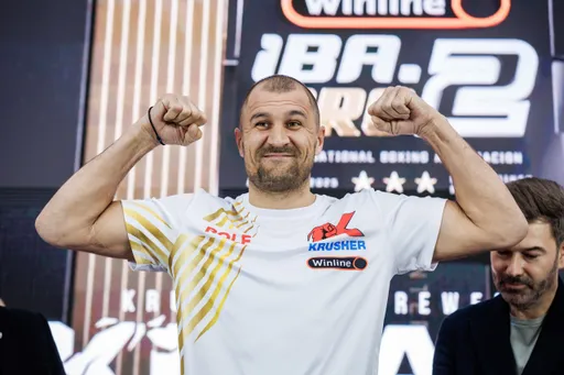«Вечно молодой, вечно пьяный». Чемпионский путь Ковалева: от коммуналки к мировому признанию