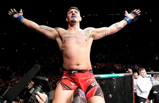 Временный чемпион UFC Аспиналл в июле проведет бой против Блейдса или Гана