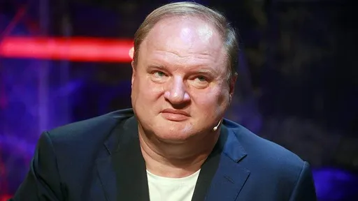 Хрюнов: ожидаю, что Усик проиграет Дюбуа нокаутом