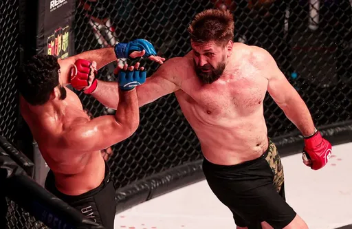 «Уже есть четыре предложения». Экс-чемпион Bellator Минаков может провести следующий бой в российском промоушене