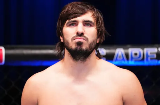 Россиянин Вахитов не подписал контракт с UFC