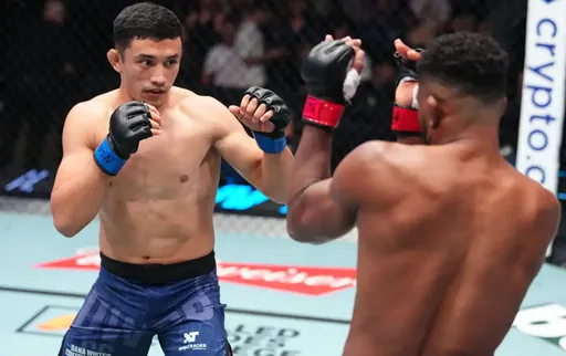 Абдуллаев нацелился на легенду UFC после победы за 19 секунд на DWCS