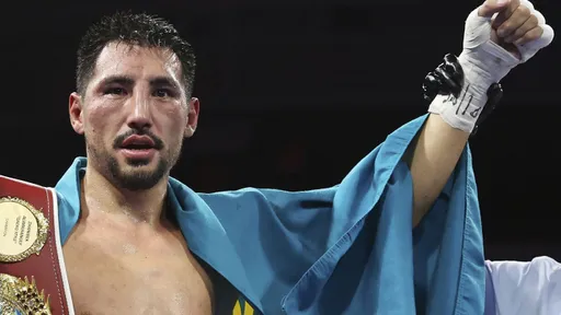 Чемпион WBO и IBF Алимханулы может провести следующий бой в марте