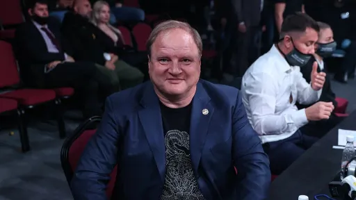 Хрюнов: меня не смущает моя фраза, что у кого есть Дацик и Емельяненко, те управляют миром единоборств